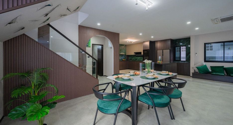 ขาย 5 ห้องนอน บ้านเดี่ยว ใน พัทยาตะวันออก, พัทยา