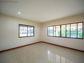 Casa en venta de 5 habitaciones en Bang Lamung, Chonburi