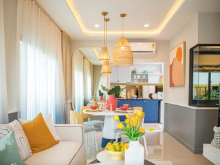 Casa adosada en venta de 4 habitaciones en Bang Sao Thong, Samut Prakan