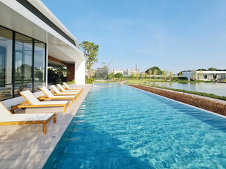 Casa adosada en venta de 4 habitaciones en Bang Sao Thong, Samut Prakan