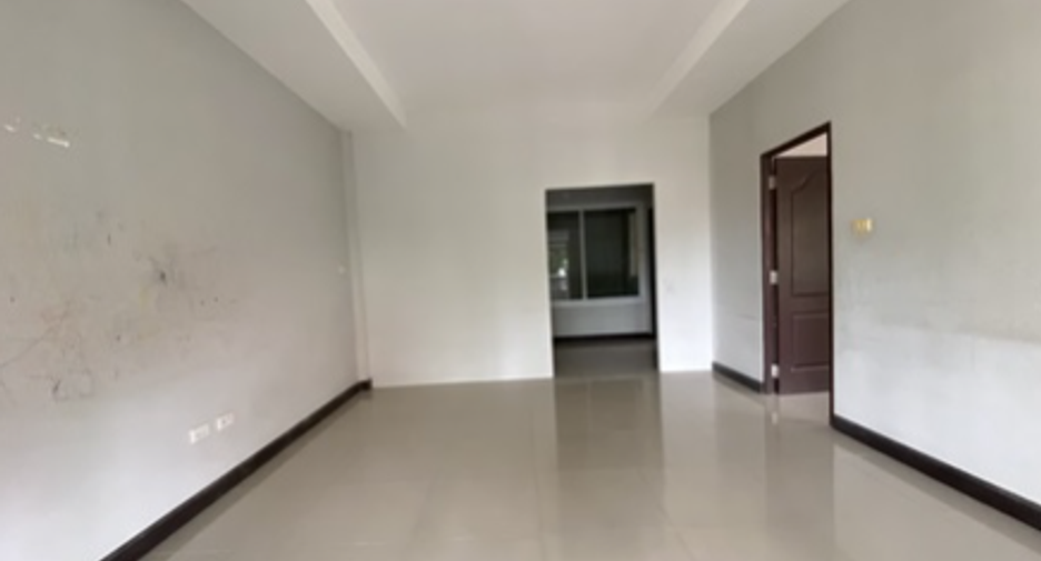 For sale 3 bedrooms house in Pluak Daeng, Rayong