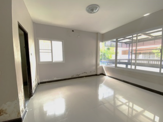 出售 3 卧室 独立屋 在 Pluak Daeng, Rayong