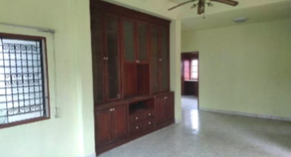 À vendre 2 chambres maison à Sattahip, Pattaya