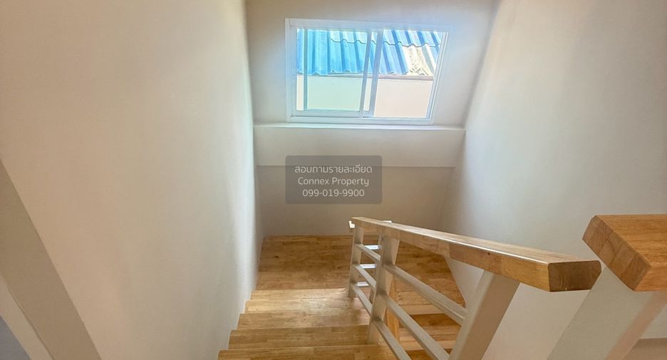 For sale 2 bedrooms townhouse in Phasi Charoen, Bangkok