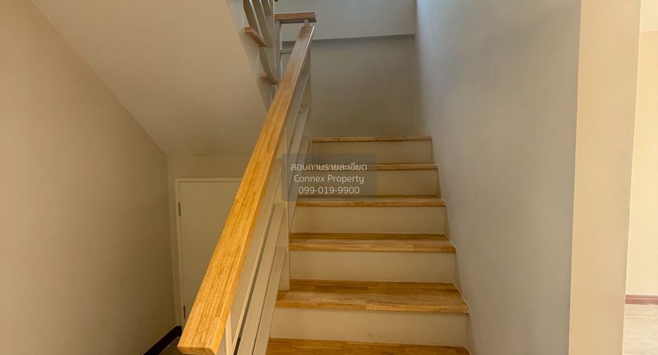 For sale 2 bedrooms townhouse in Phasi Charoen, Bangkok