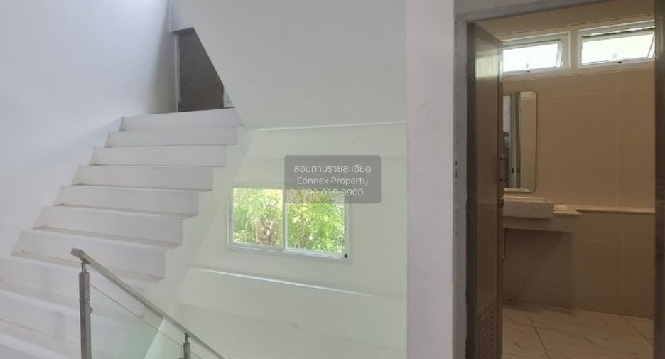 Haus zum Kauf mit 7 Zimmer in Khan Na Yao, Bangkok