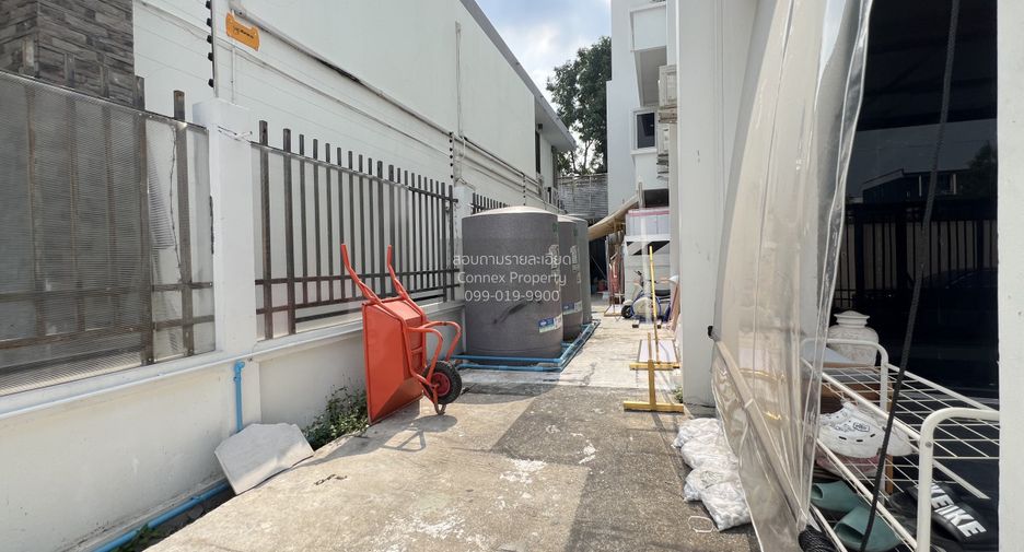 Haus zum Kauf mit 7 Zimmer in Khan Na Yao, Bangkok