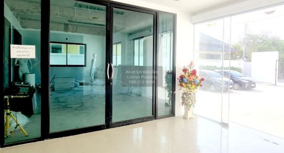 Haus zum Kauf mit 7 Zimmer in Khan Na Yao, Bangkok