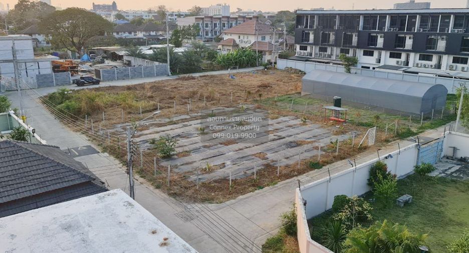 Haus zum Kauf mit 7 Zimmer in Khan Na Yao, Bangkok