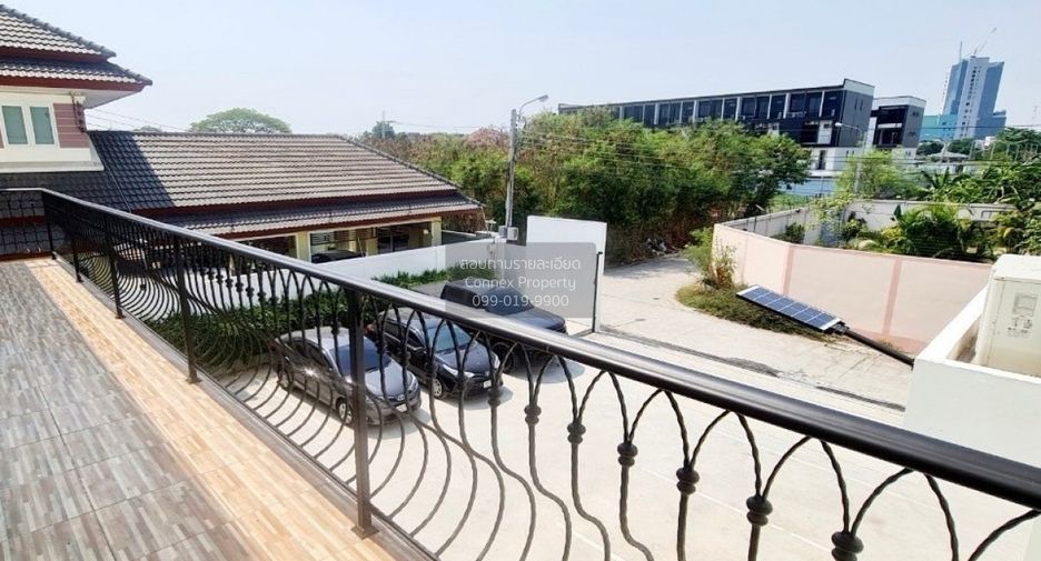 Haus zum Kauf mit 7 Zimmer in Khan Na Yao, Bangkok