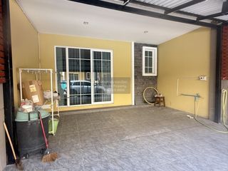 For sale 4 ベッドルーム townhouse in Bang Khae, Bangkok