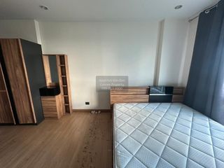 Продажа 1 кровать кондо в Хуаи Кхщанг, Бангкок