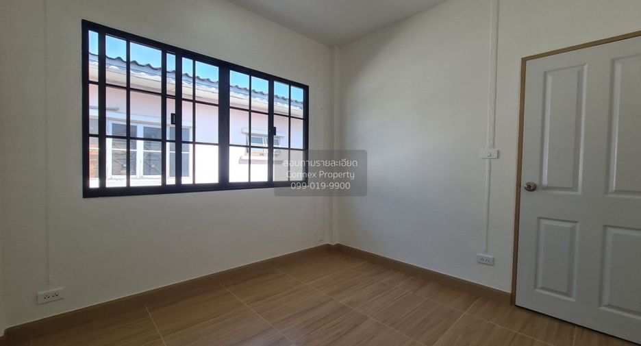 For sale 4 bedrooms townhouse in Khlong Sam Wa, Bangkok