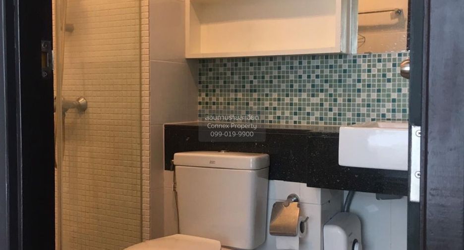 For sale 2 bedrooms condo in Khlong Toei, Bangkok