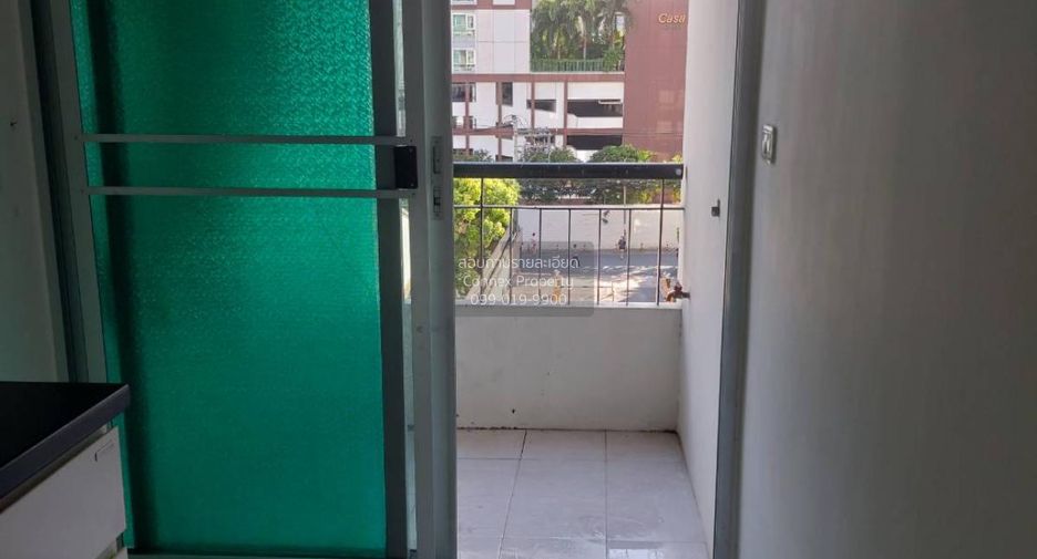 For sale 1 bed condo in Thon Buri, Bangkok