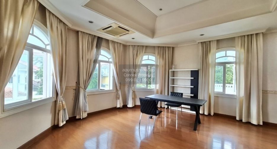For sale 5 bedrooms house in Thawi Watthana, Bangkok