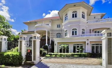 For sale 5 bedrooms house in Thawi Watthana, Bangkok