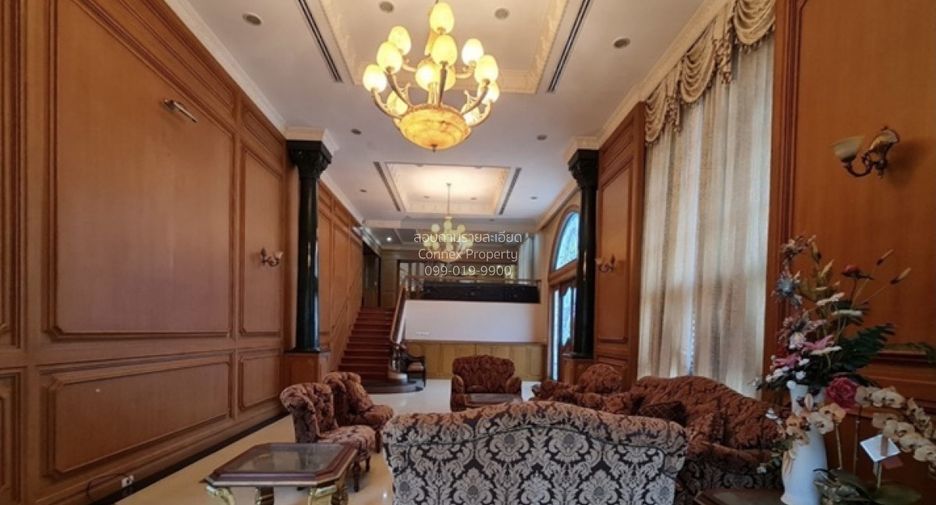 For sale 5 bedrooms house in Thawi Watthana, Bangkok
