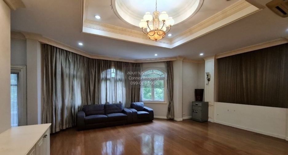 For sale 5 bedrooms house in Thawi Watthana, Bangkok