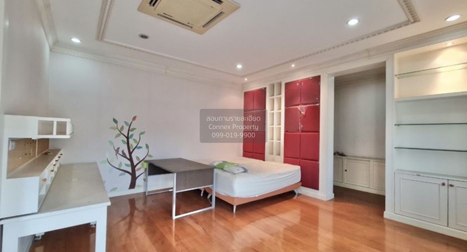 For sale 5 bedrooms house in Thawi Watthana, Bangkok