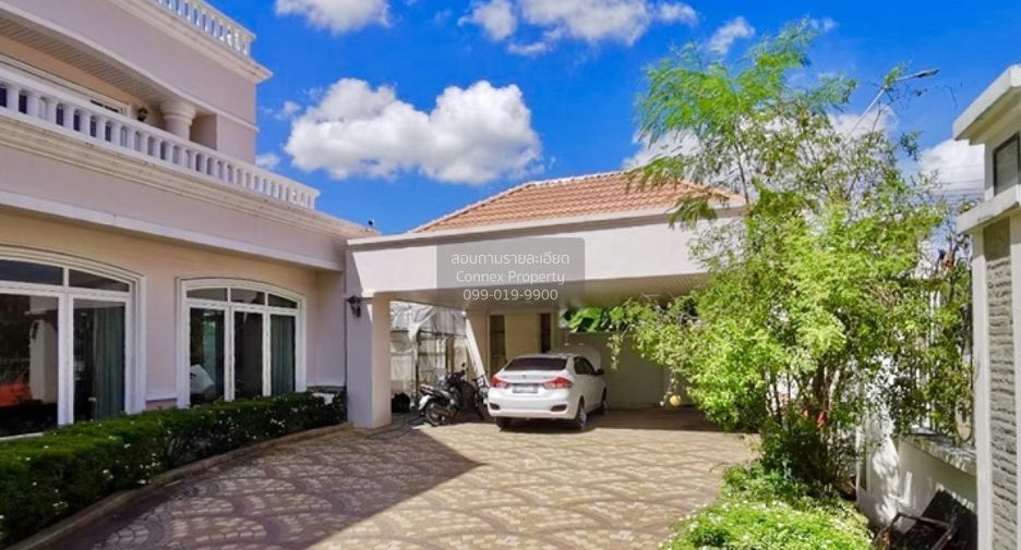 For sale 5 bedrooms house in Thawi Watthana, Bangkok