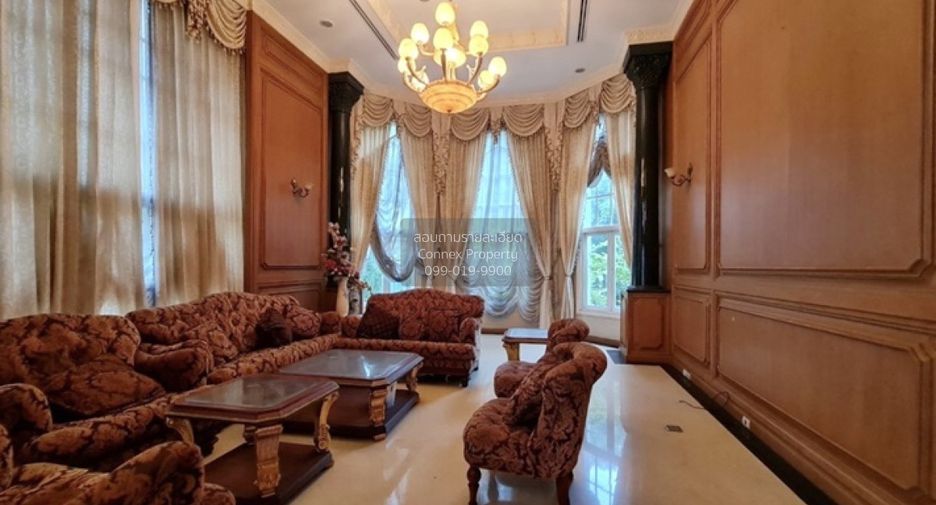For sale 5 bedrooms house in Thawi Watthana, Bangkok
