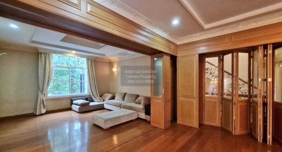 For sale 5 bedrooms house in Thawi Watthana, Bangkok