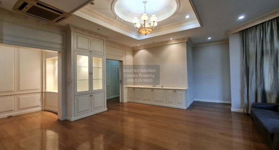 For sale 5 bedrooms house in Thawi Watthana, Bangkok