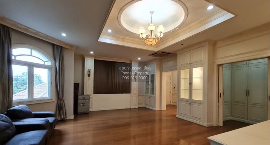For sale 5 bedrooms house in Thawi Watthana, Bangkok