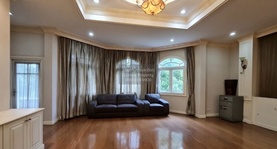 For sale 5 bedrooms house in Thawi Watthana, Bangkok