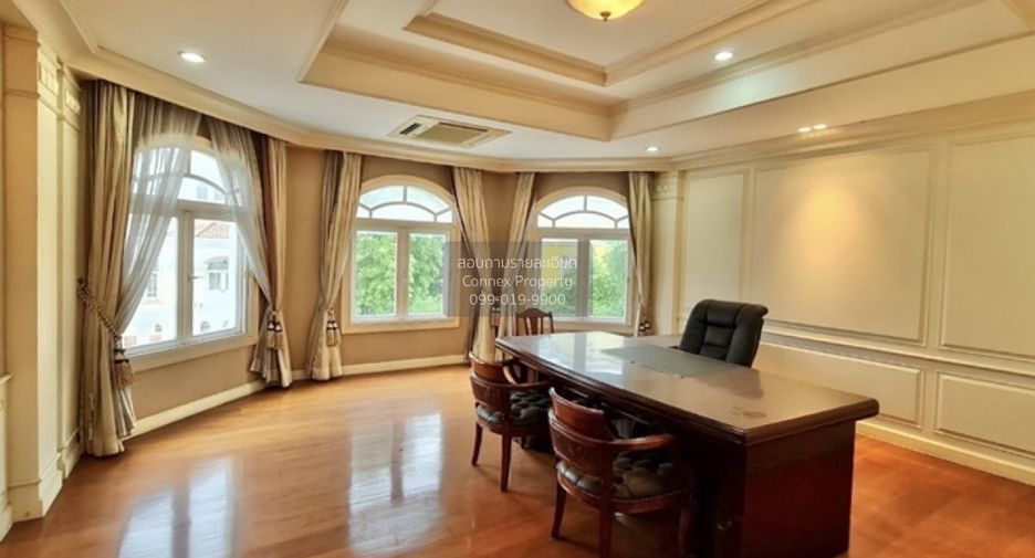 For sale 5 bedrooms house in Thawi Watthana, Bangkok