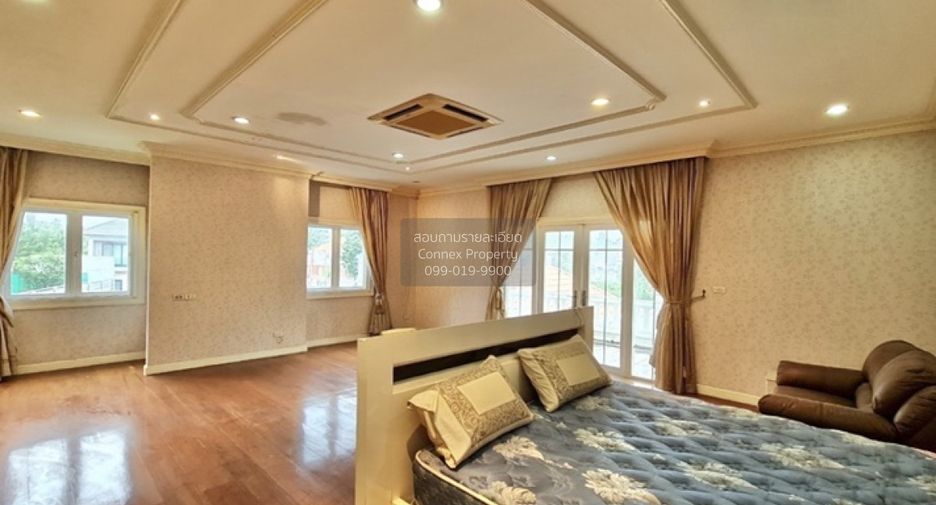 For sale 5 bedrooms house in Thawi Watthana, Bangkok