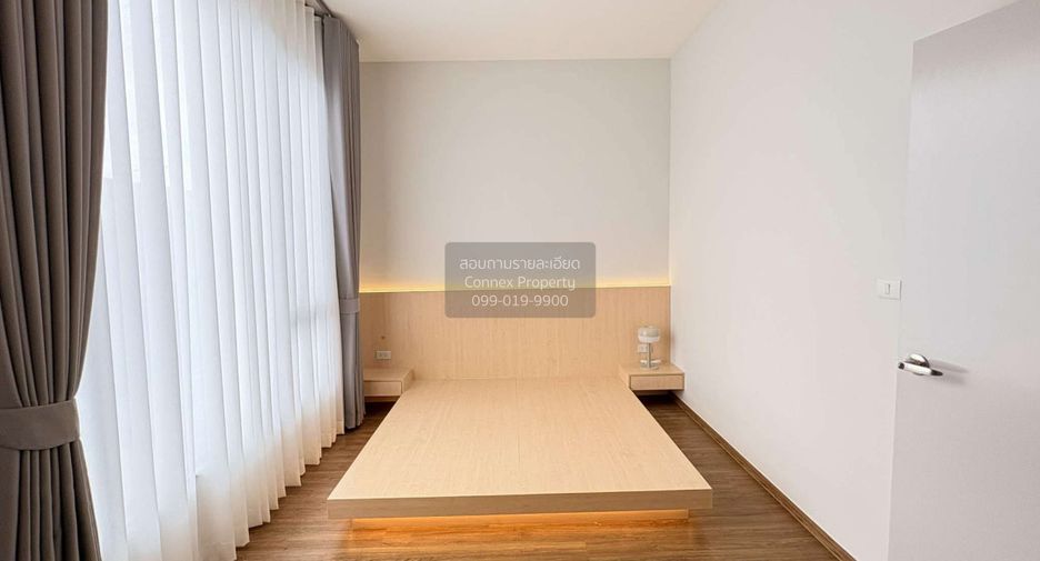 For rent 3 bedrooms townhouse in Bang Phli, Samut Prakan