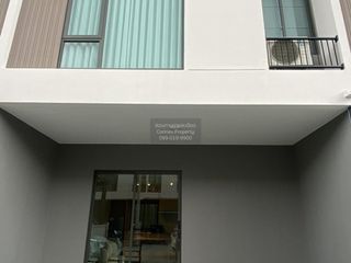 For rent 3 bedrooms townhouse in Bang Phli, Samut Prakan