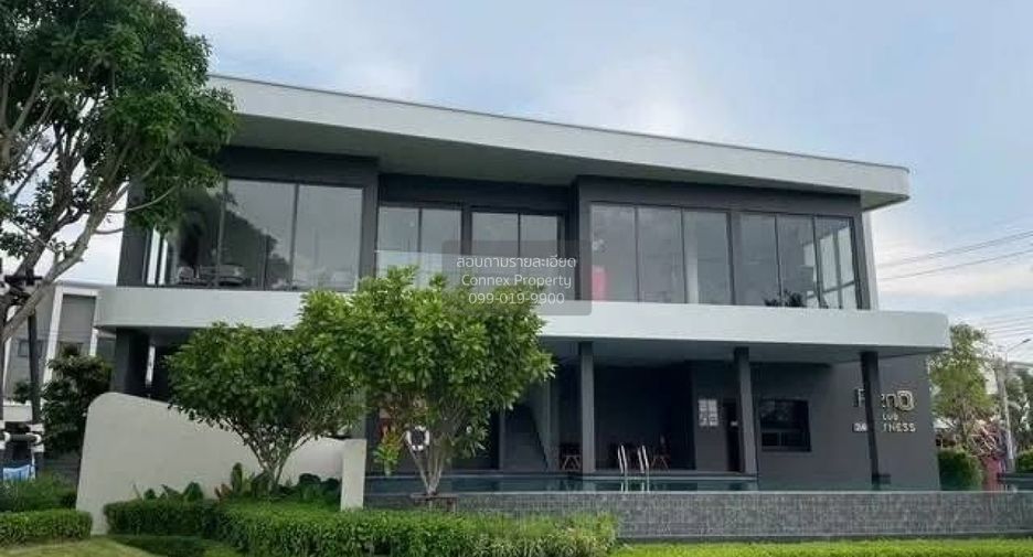 For rent 3 bedrooms townhouse in Bang Phli, Samut Prakan