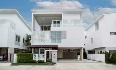 Casa en alquiler de 4 habitaciones en Saphan Sung, Bangkok