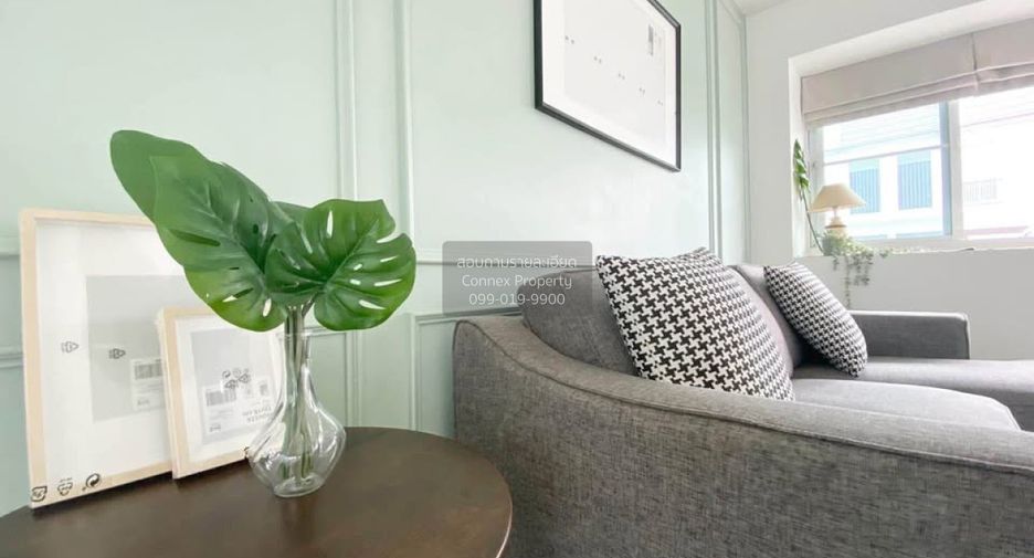 For rent 3 bedrooms townhouse in Prawet, Bangkok
