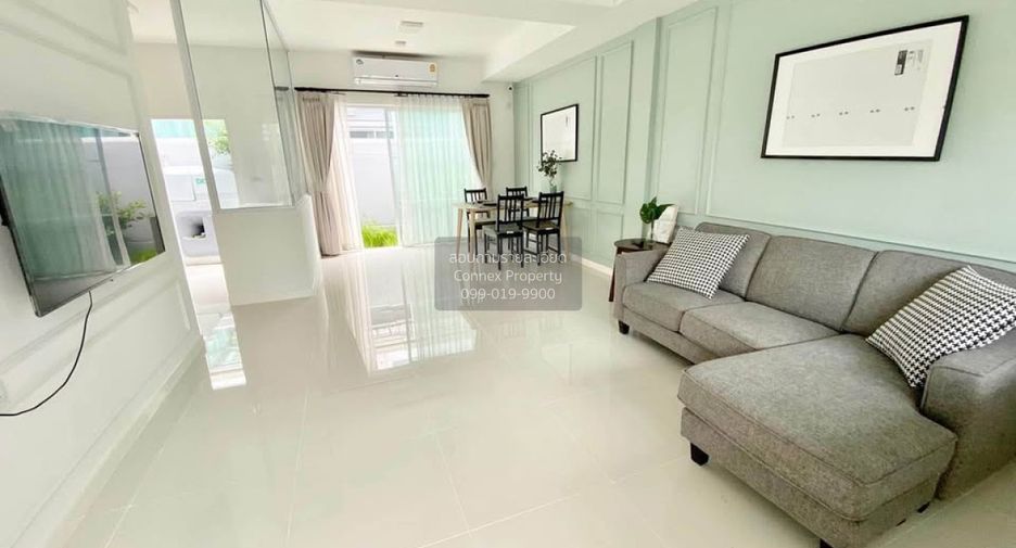 For rent 3 bedrooms townhouse in Prawet, Bangkok