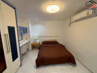 For sale 3 ベッドルーム condo in Bang Lamung, Chonburi
