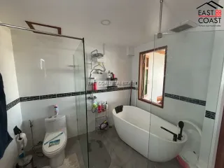 For sale 3 ベッドルーム condo in Bang Lamung, Chonburi