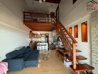 For sale 3 ベッドルーム condo in Bang Lamung, Chonburi