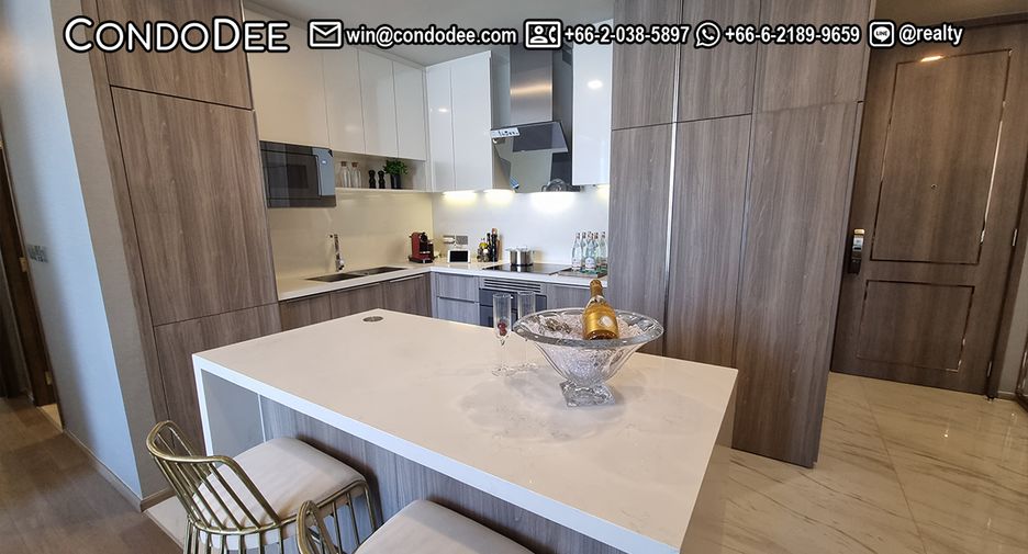À vendre 2 chambres condo à Khlong Toei, Bangkok