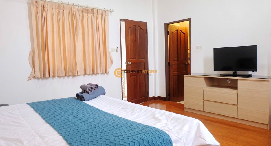 À louer 3 chambres maison à Bang Lamung, Chonburi