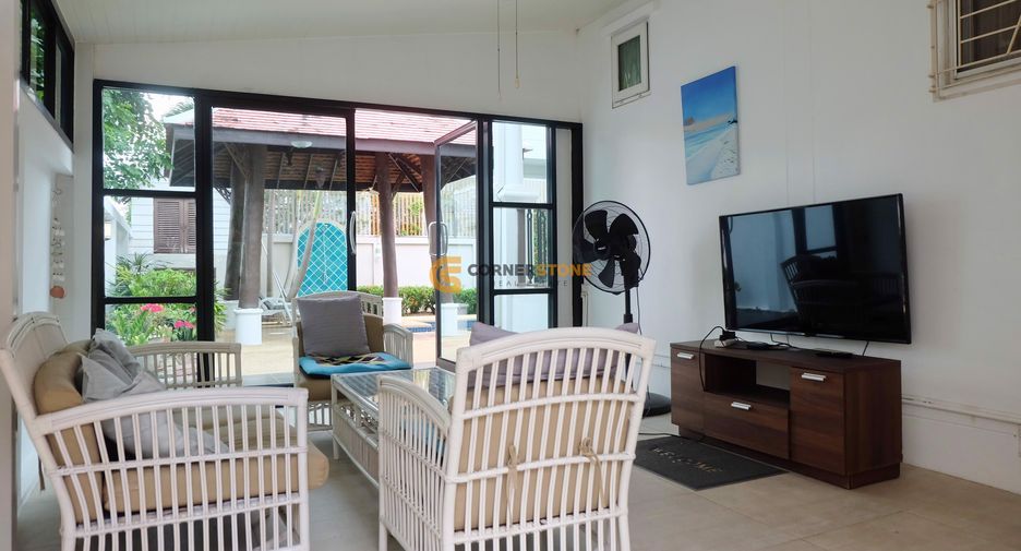 À louer 3 chambres maison à Bang Lamung, Chonburi