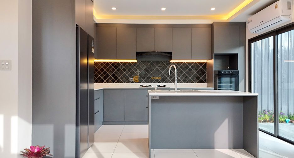 Casa en venta de 3 habitaciones en Bang Lamung, Chonburi