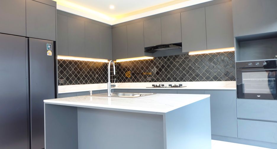 Casa en venta de 3 habitaciones en Bang Lamung, Chonburi