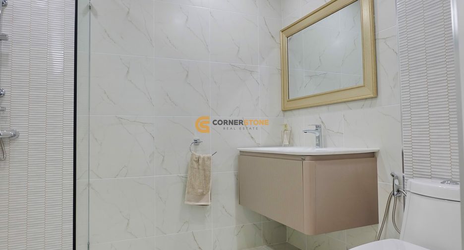 For sale 4 bedrooms house in Bang Lamung, Chonburi
