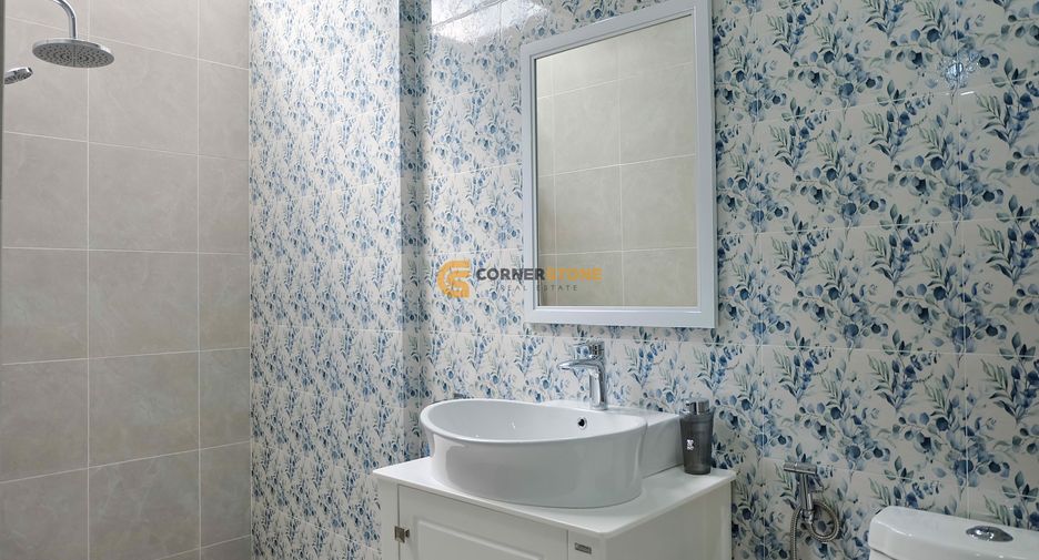 For sale 4 bedrooms house in Bang Lamung, Chonburi