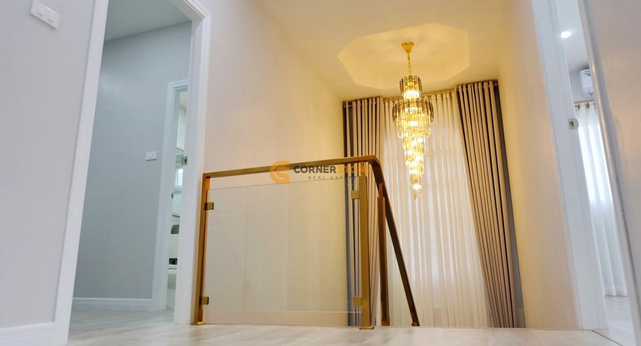 For sale 4 bedrooms house in Bang Lamung, Chonburi