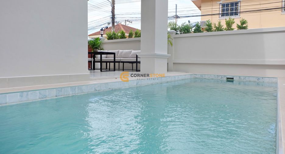 For sale 4 bedrooms house in Bang Lamung, Chonburi